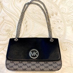 Like new Michael Kors black/ grey small handbag.